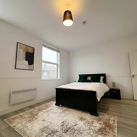 Cosy 4 Bed Filton *